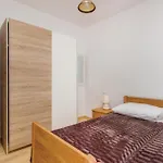 Four-bedroom In Miljevci *