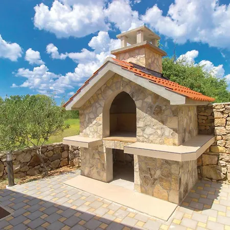 Amazing In Miljevci With Kitchen Bristane