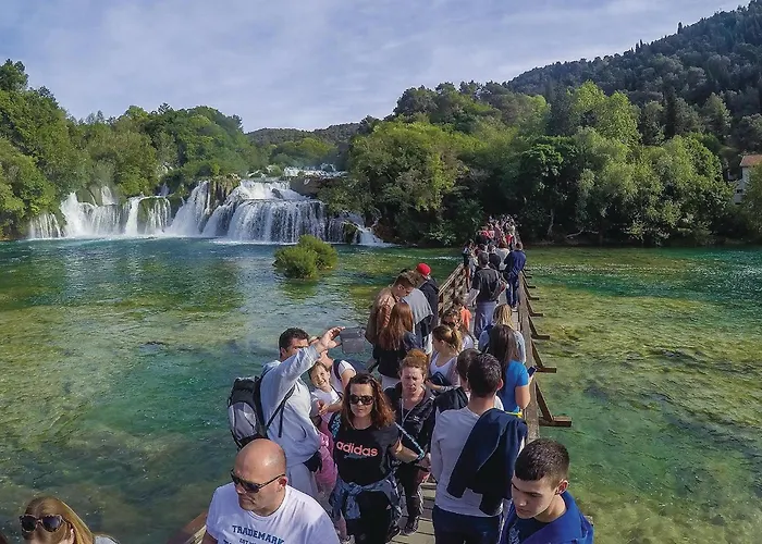 Four-bedroom In Miljevci